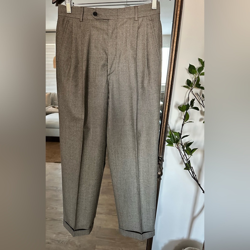 Nautica men’s cuffed pleated dress pants.